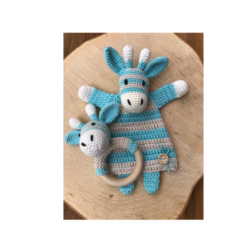 setje knuffeldoekje en rammelaar giraf